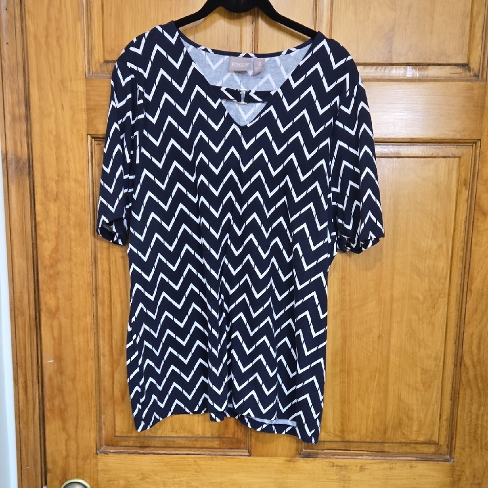 Chico's Blue and White Graphic 3/4 Sleeve Blouse